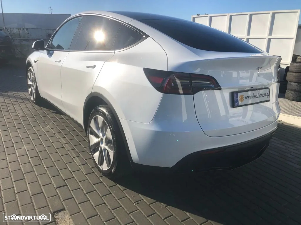 Tesla Model Y Tração Traseira - 4