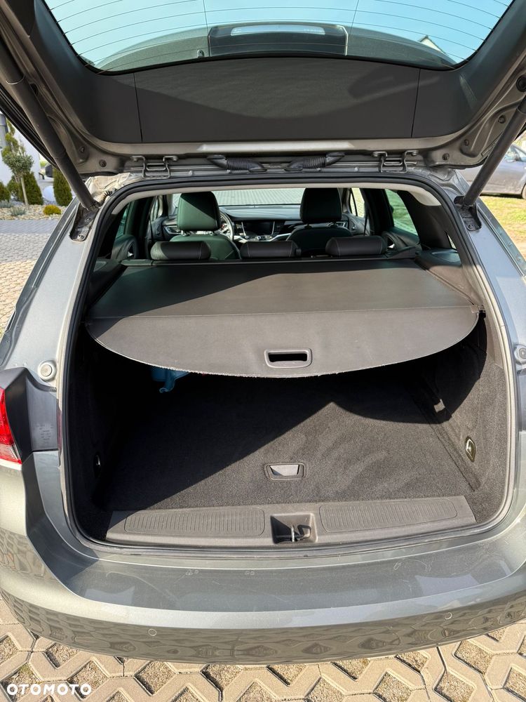 Opel Astra 1.6 CDTI Dynamic S&S - 17