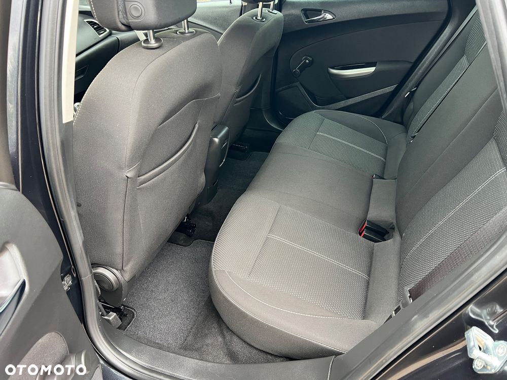 Opel Astra 1.6 Design Edition - 17