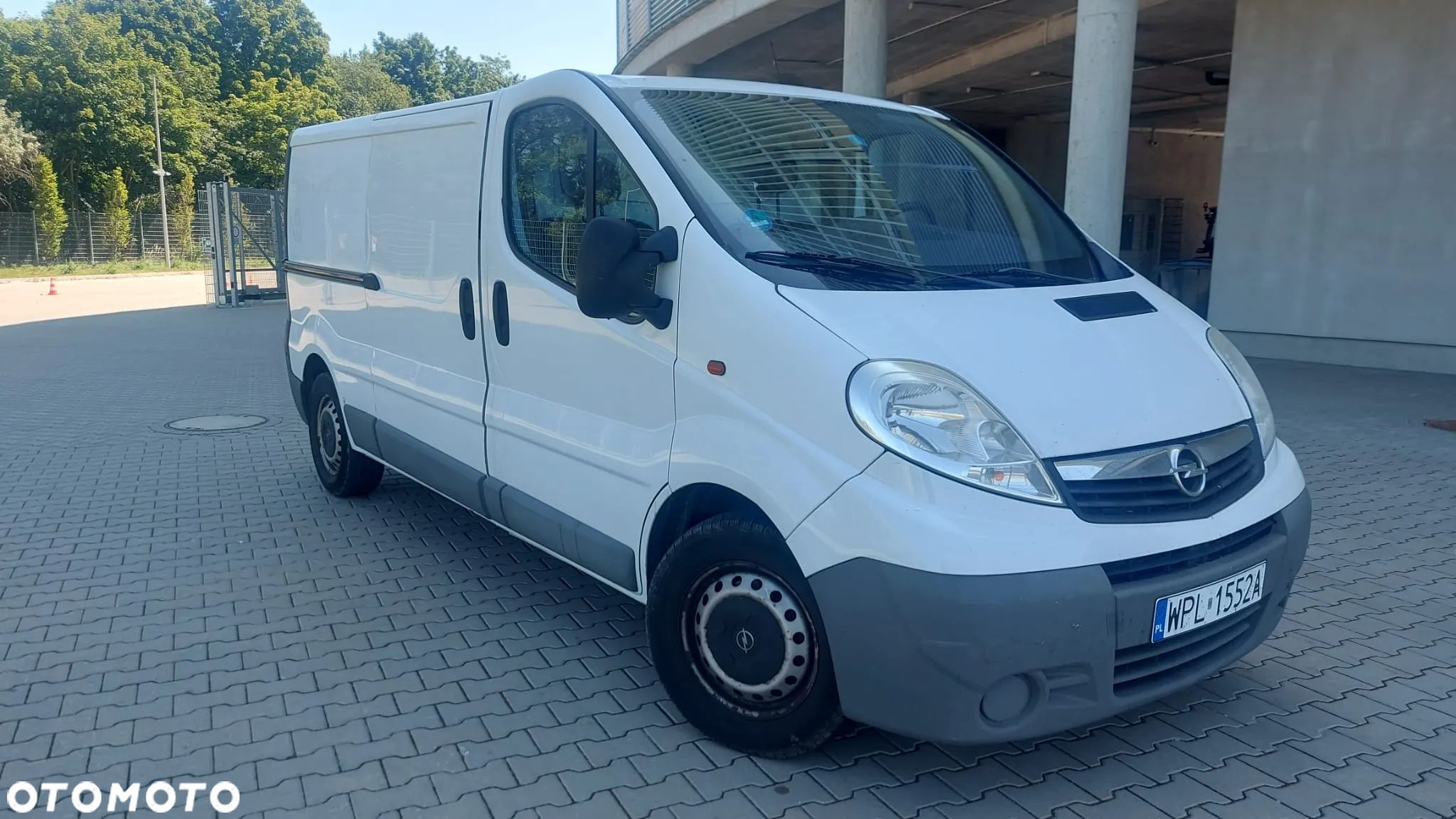 Opel Vivaro - 1