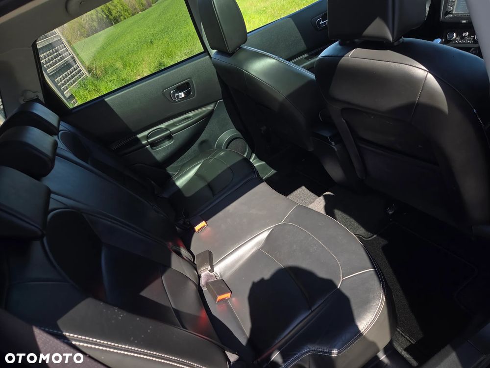 Nissan Qashqai 2.0 4 x 4 tekna - 13