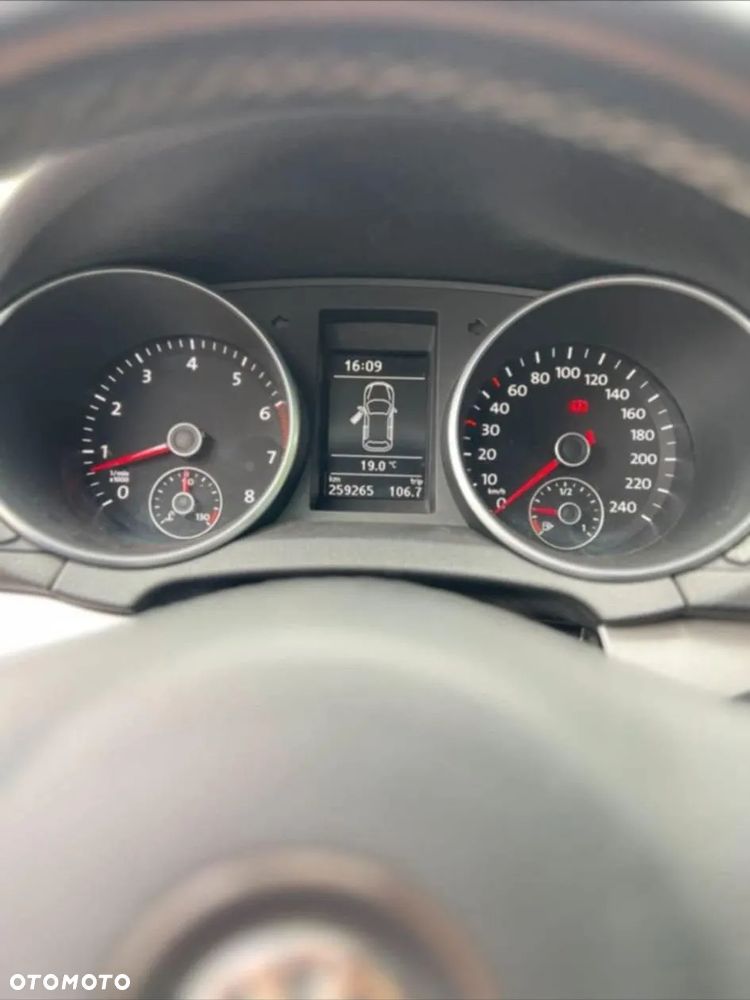 Volkswagen Golf - 7