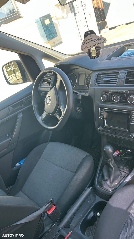 Volkswagen Caddy Maxi - 11