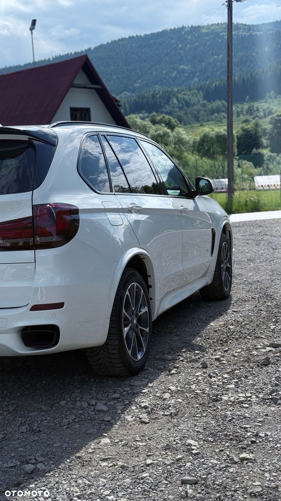 BMW X5 xDrive35i - 16
