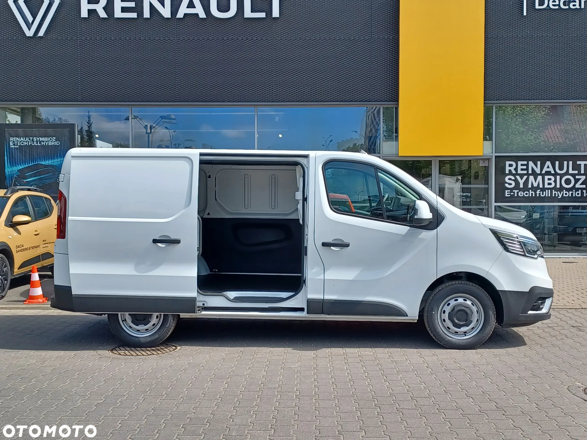 Renault TRAFIC 1H1 2.0 dCi 130 KM - 3
