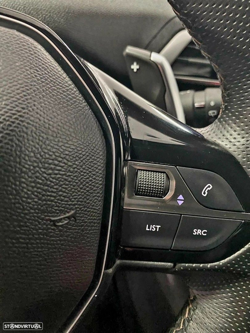 Peugeot 3008 1.6 Hybrid GT Line e-EAT8 - 15