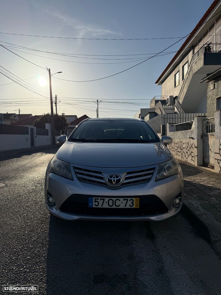 Toyota Avensis SW 2.0 D-4D Luxury+GPS - 11