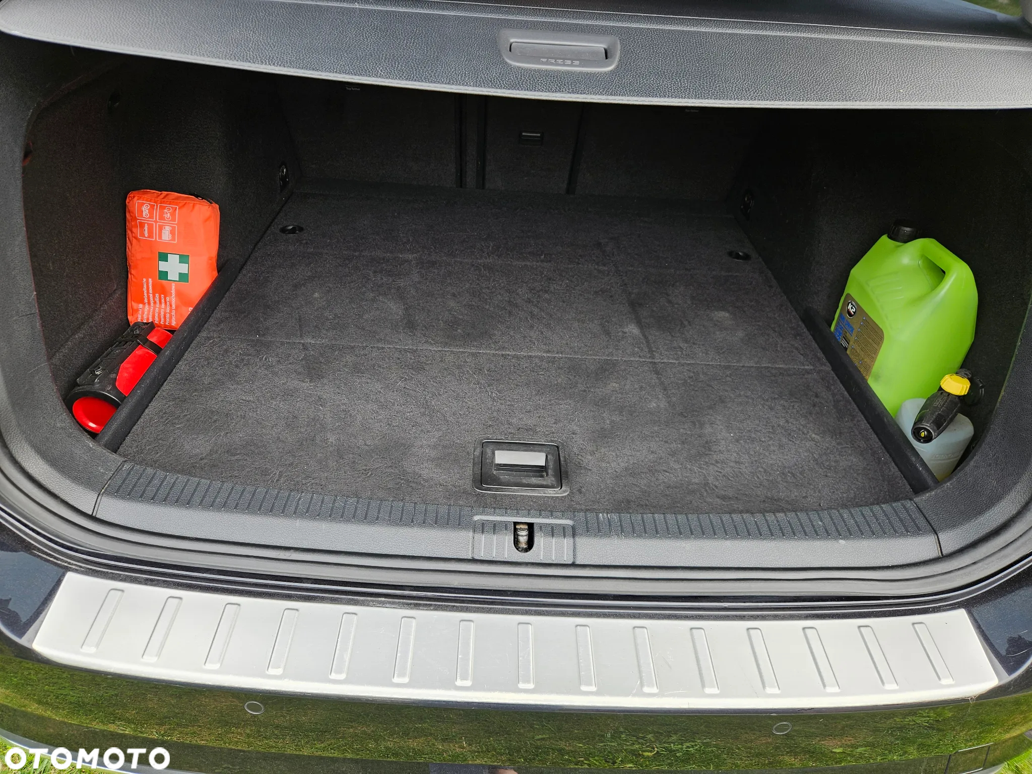 Volkswagen Golf - 11