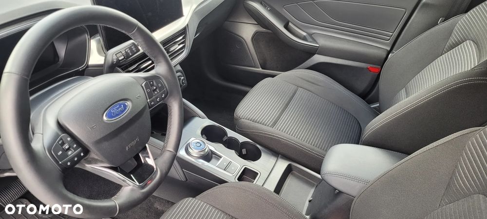 Ford Focus 1.5 EcoBlue Titanium X - 13