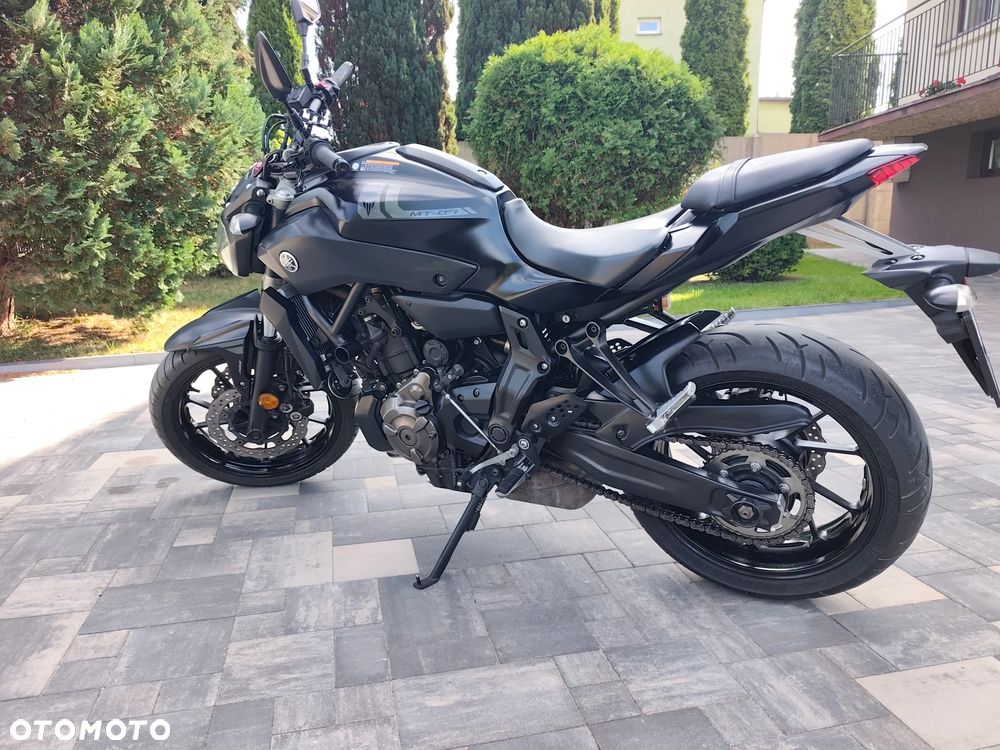 Yamaha MT - 5