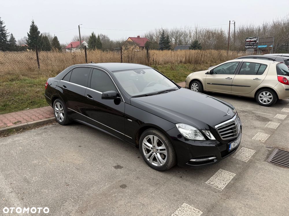 Mercedes-Benz Klasa E 250 CDI 4-Matic BlueEff Avantgarde - 3