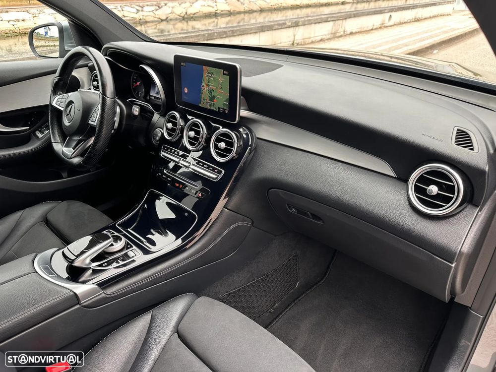 Mercedes-Benz GLC 250 d Coupé AMG Line 4-Matic - 31