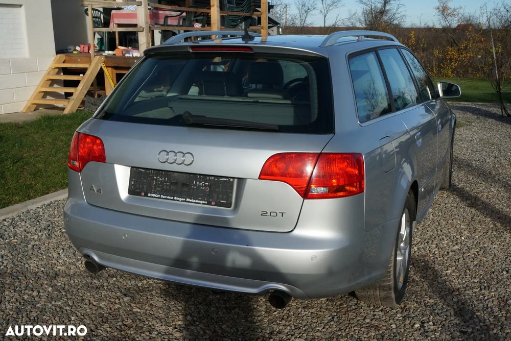 Audi A4 2.0 T FSI multitronic - 6