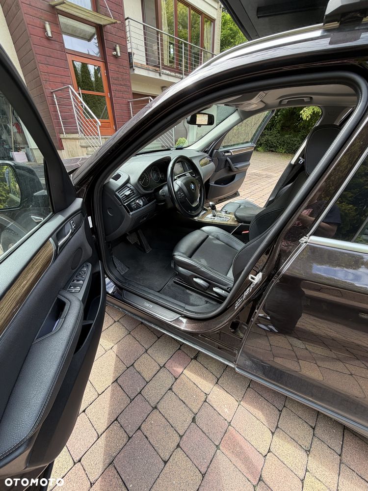 BMW X3 xDrive20d Advantage - 20