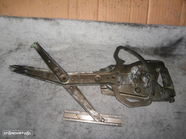 Elevador Sem Motor S/REF0278 SAAB 95 2002 5P FD - 2