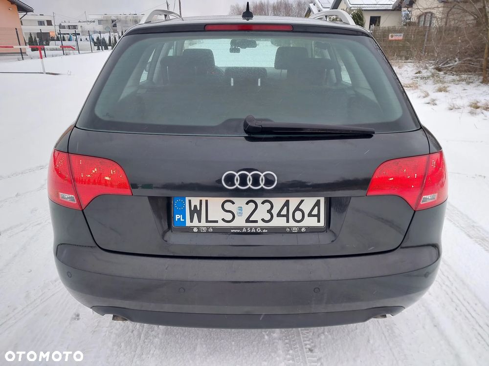 Audi A4 Avant 2.0 TDI DPF Quattro - 11