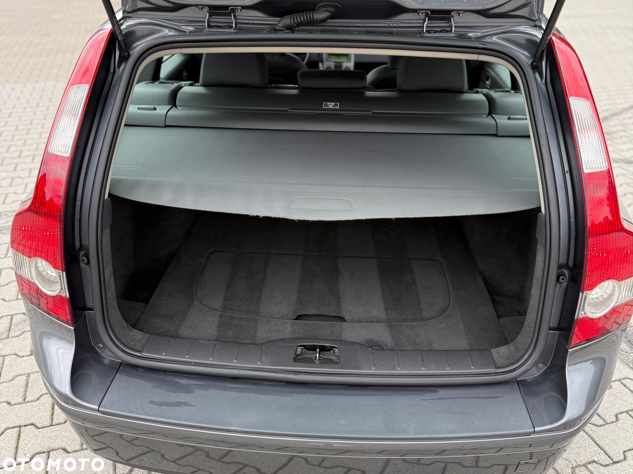 Volvo V50 2.0D DPF Kinetic - 9