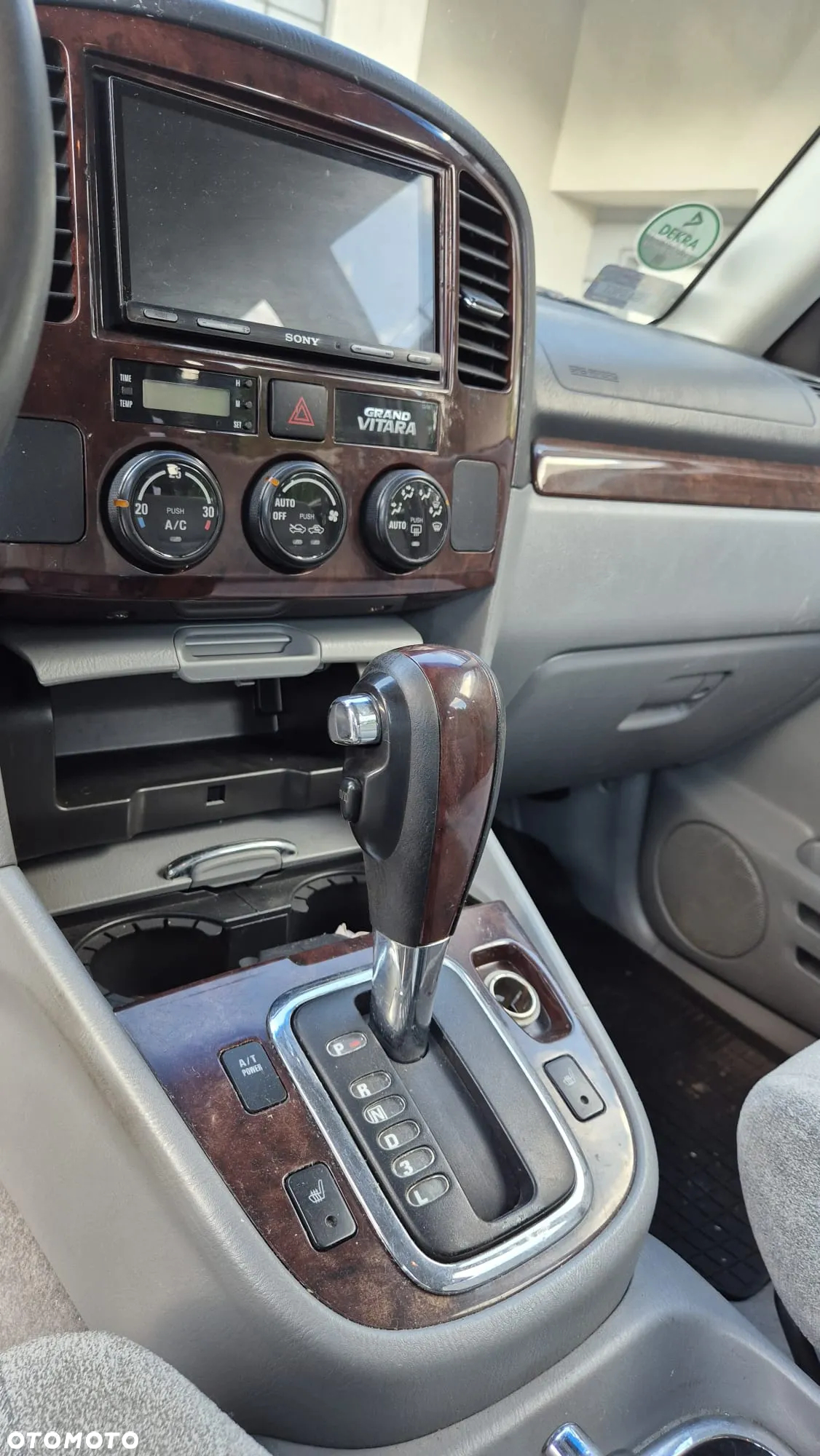 Suzuki Grand Vitara 2.7 V6 - 7