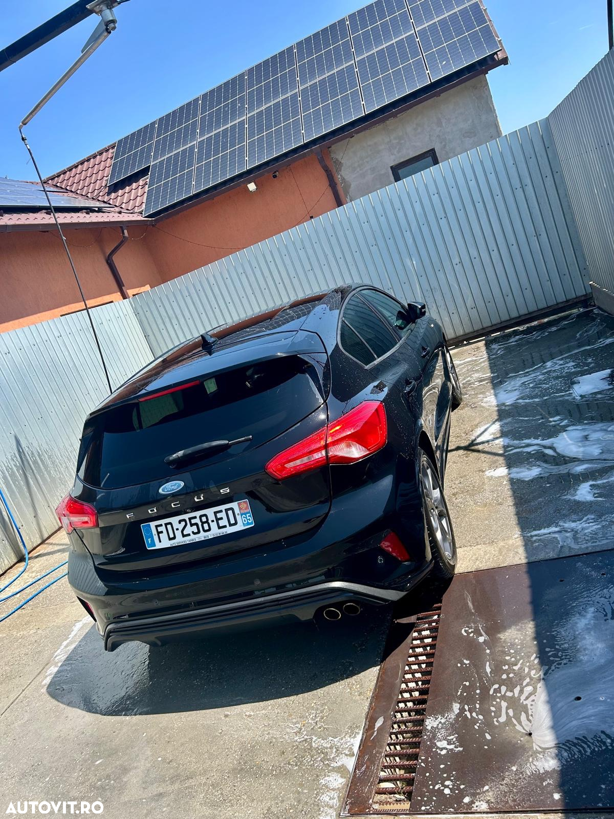 Ford Focus 1.5 EcoBlue ST-Line - 11