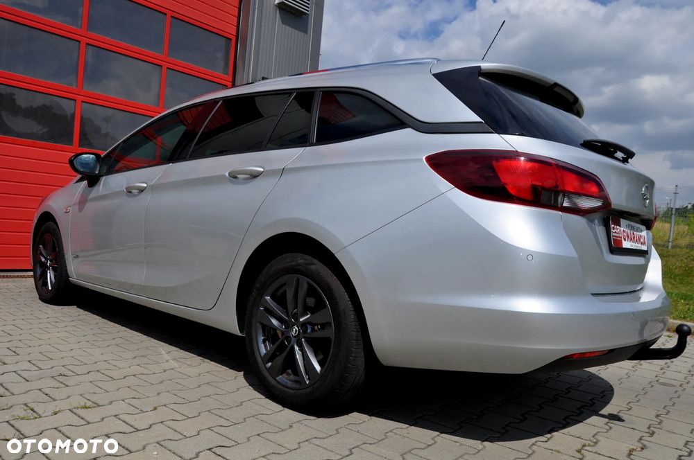 Opel Astra 1.5 D Start/Stop Automatik Design&Tech - 19