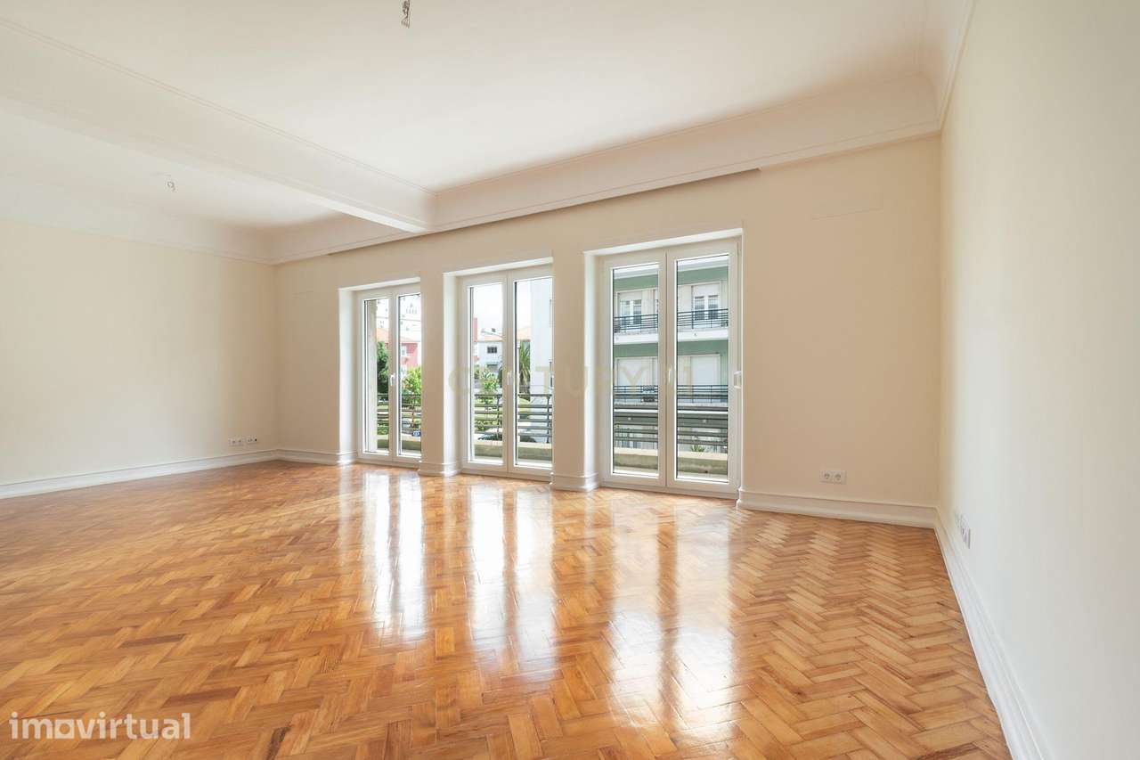 Apartamento T3 renovado no Bairro de São Miguel, Alvalade. Para Arrend - Grande imagem: 2/35