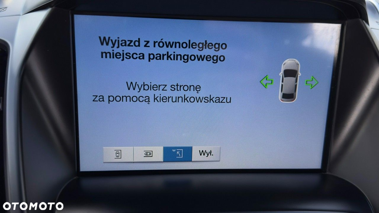Ford Kuga - 27