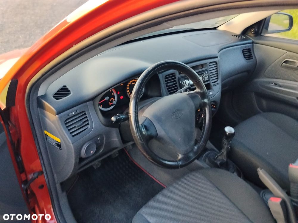 Kia Rio 1.4 EX Basis - 9