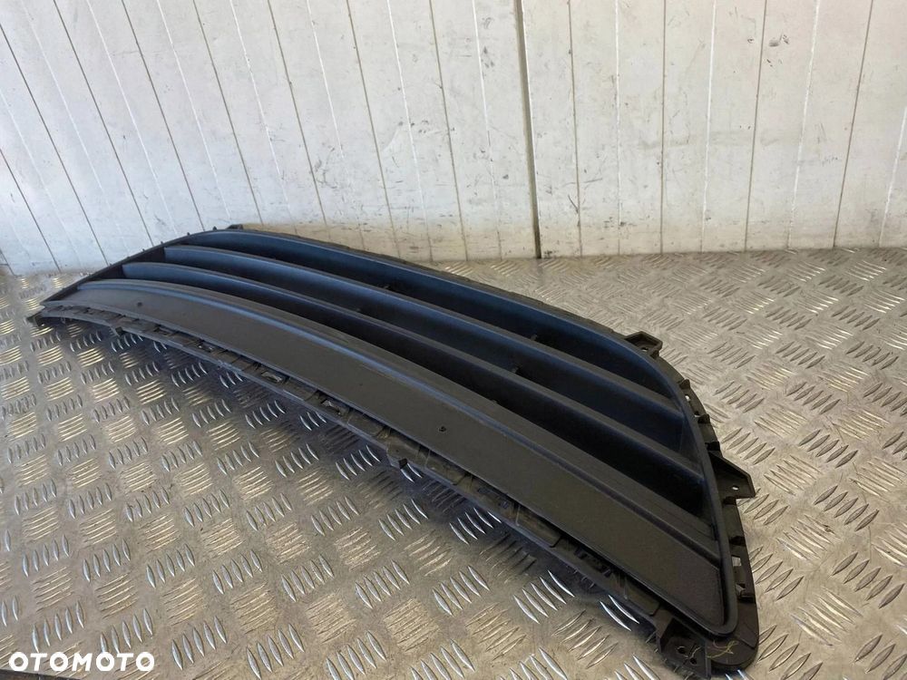 KRATKA ATRAPA ZDERZAKA HYUNDAI I20 I LIFT 12-14R 86561-1J500 - 9