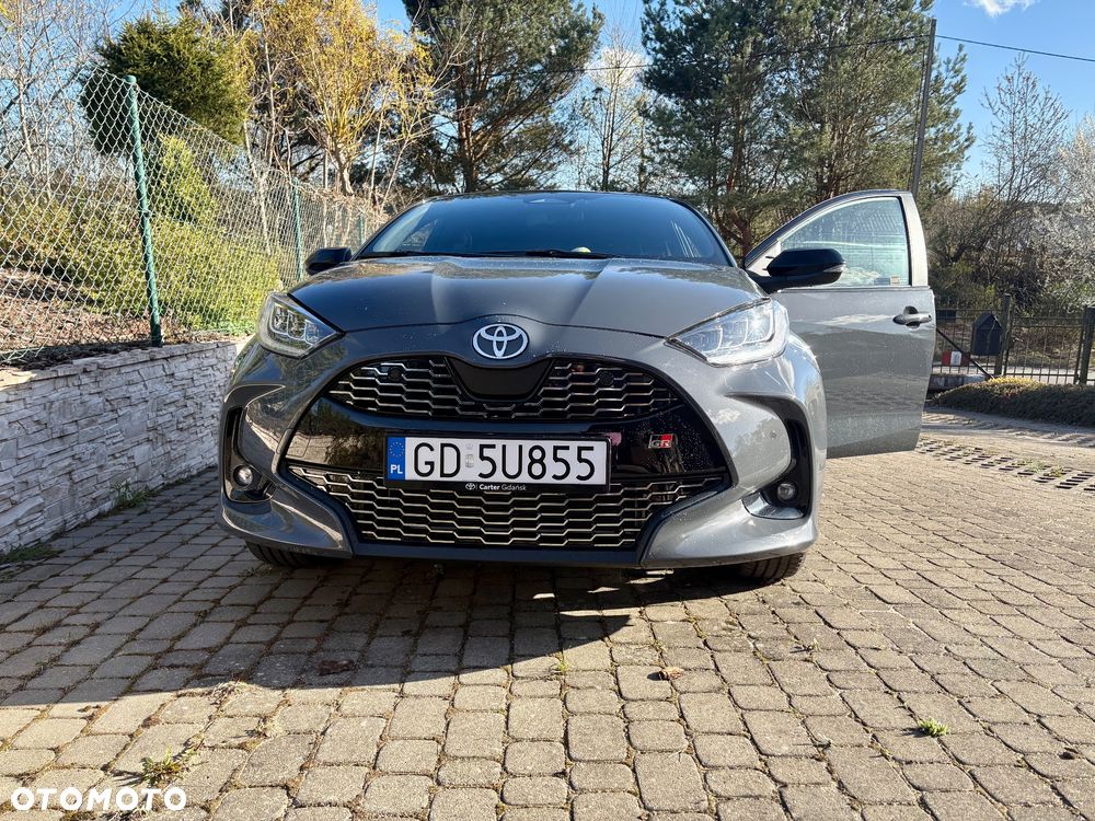 Toyota Yaris - 2