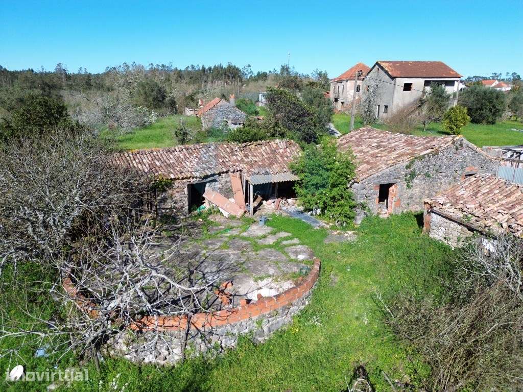 Ruína em Pedra e Terrenos com Viabilidade de Construção - Pombal - Grande imagem: 2/15