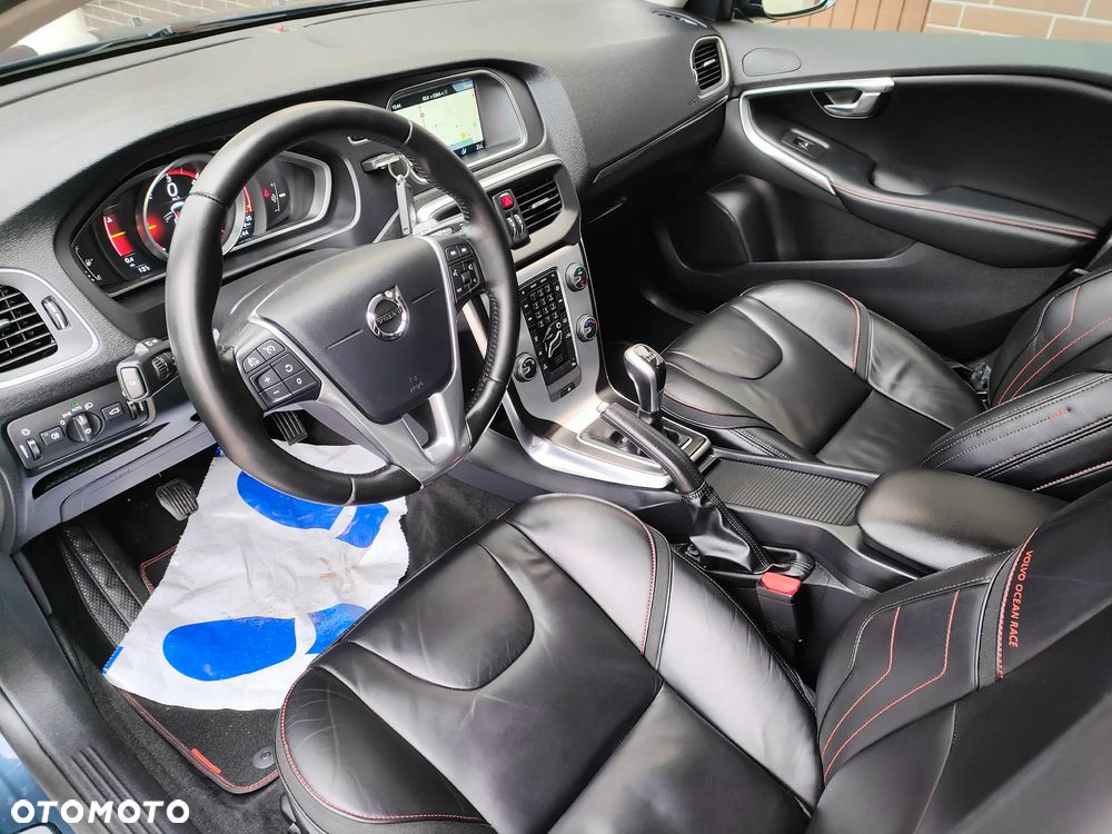 Volvo V40 D2 Ocean Race - 10