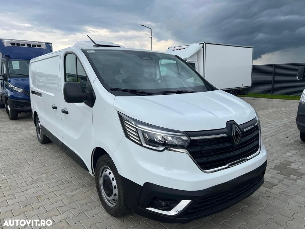 Renault TRAFIC - 1