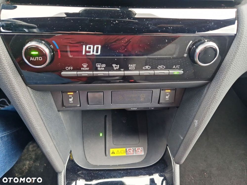 Toyota Yaris Cross Hybrid 1.5 Style - 23