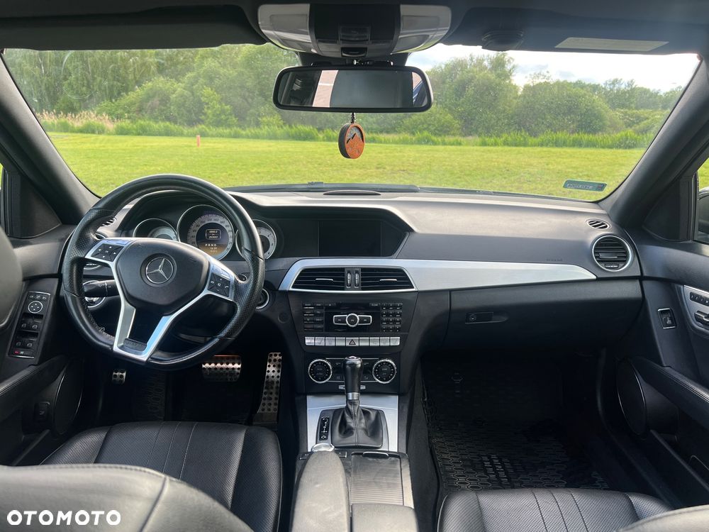 Mercedes-Benz Klasa C 300 CDI BlueEff 4-Matic Avantgarde - 7