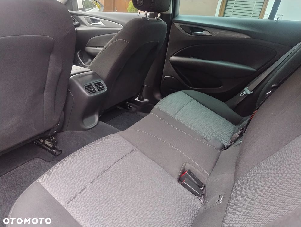 Opel Insignia 2.0 - 8