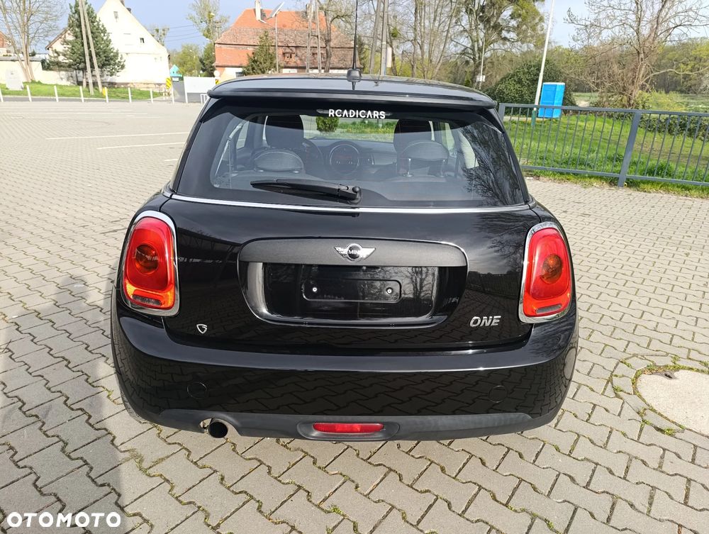 MINI ONE - 3