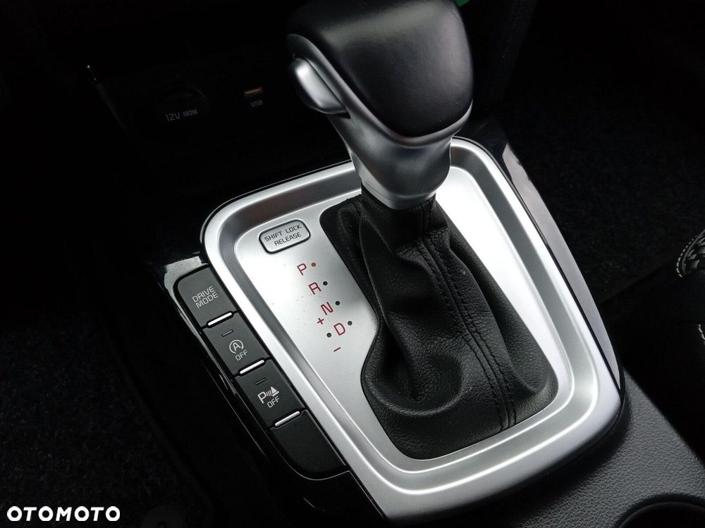 Kia Ceed 1.5 T-GDI DCT7 OPF (48V Mild Hybrid) Vision - 23