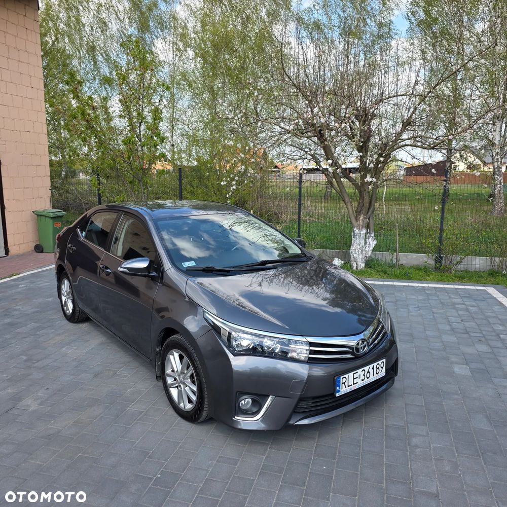 Toyota Corolla - 1