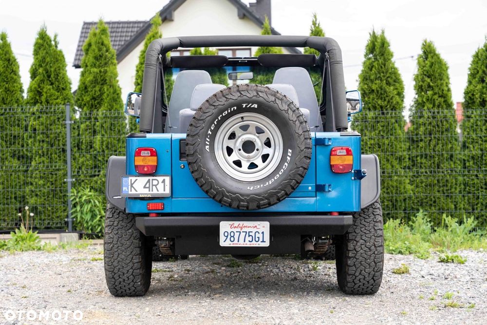 Jeep Wrangler - 6