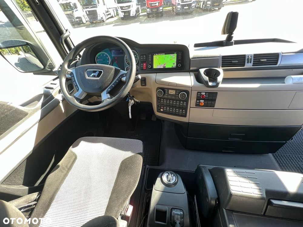 MAN 26.460 TGX skrzyniowy z HDS ATLAS 165.2, 518 t.km. - 22