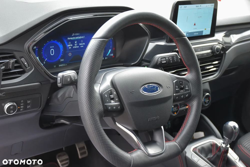 Ford Kuga 1.5 EcoBoost FWD ST-Line X - 24