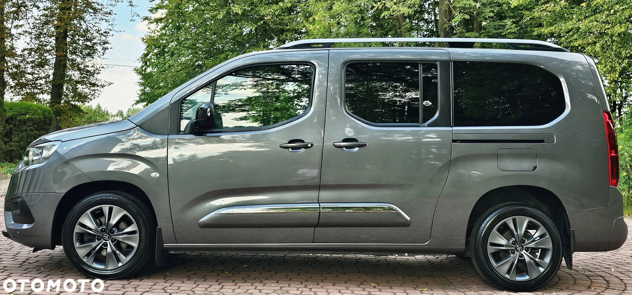 Toyota Proace City Verso 1.5 D-4D L2 Comfort - 14