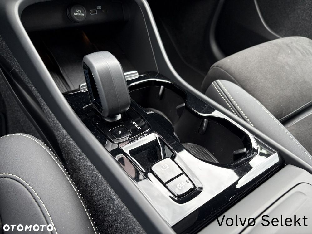 Volvo XC 40 - 15