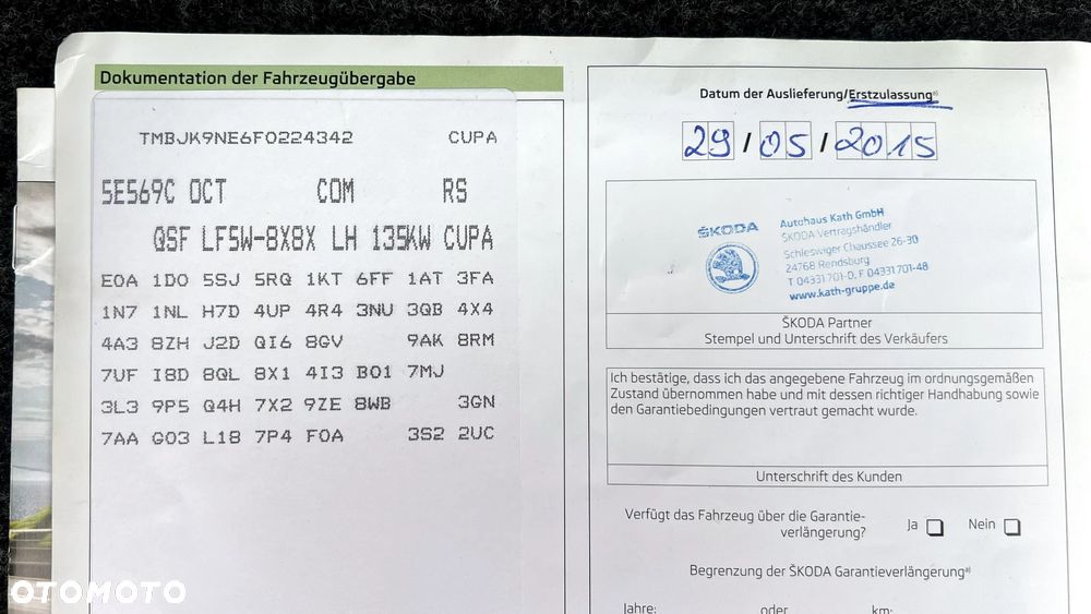 Skoda Octavia 2.0 TDI DSG RS - 36