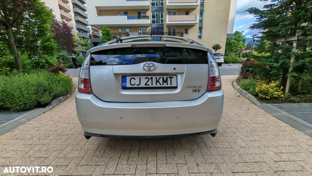 Toyota Prius (Hybrid) Luna - 9