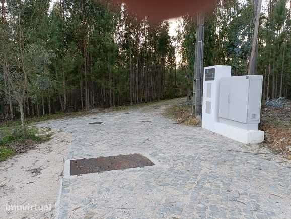 Casa de campo e terreno - Grande imagem: 3/4