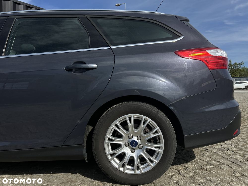 Ford Focus 1.6 EcoBoost Titanium - 32
