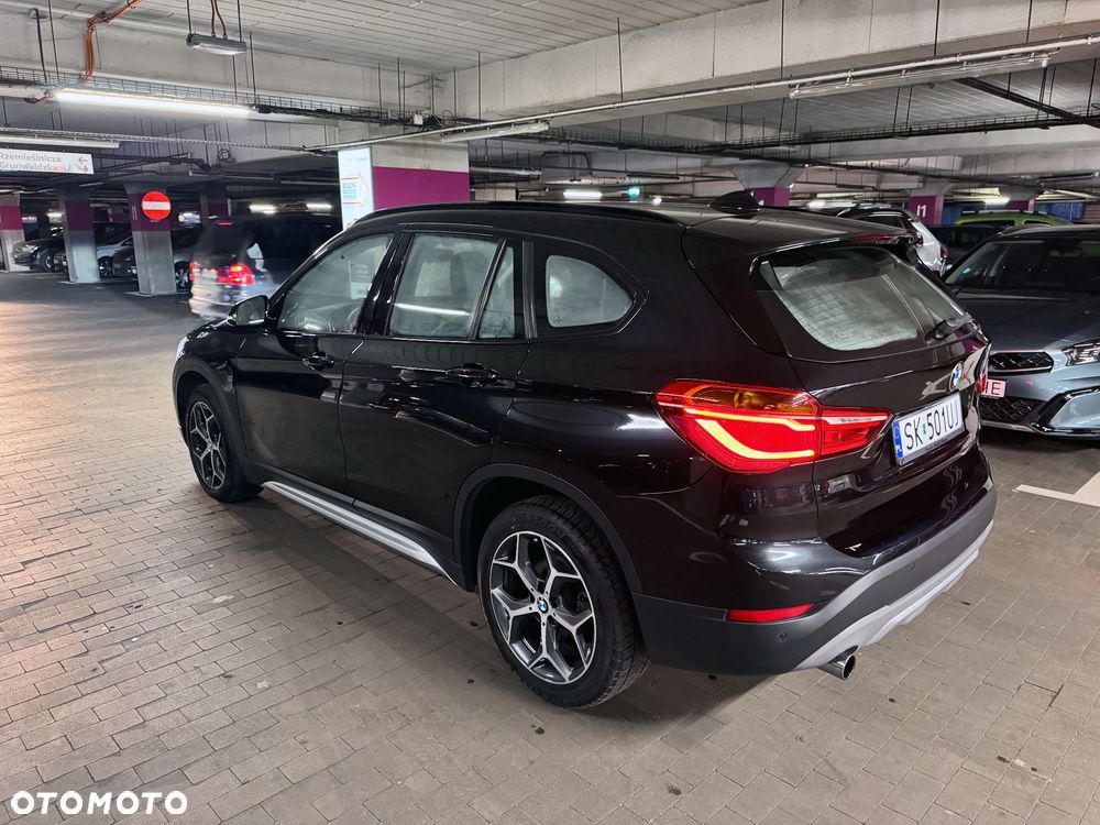 BMW X1 sDrive18d xLine sport - 4
