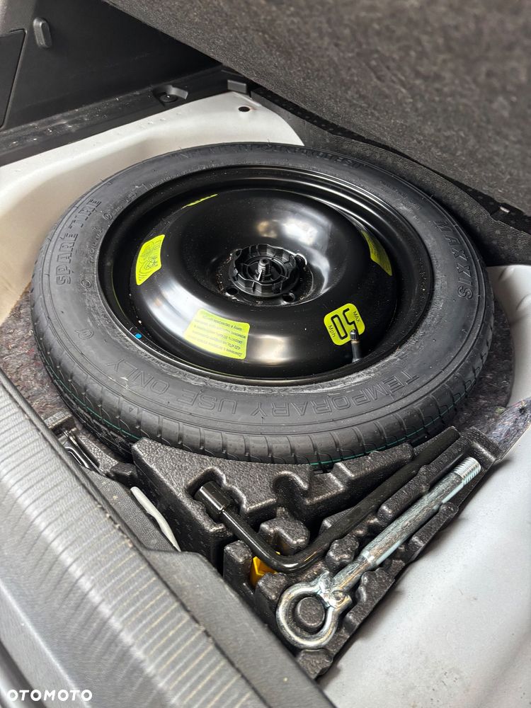 Peugeot 2008 PureTech 100 Stop&Start Allure Pack - 17