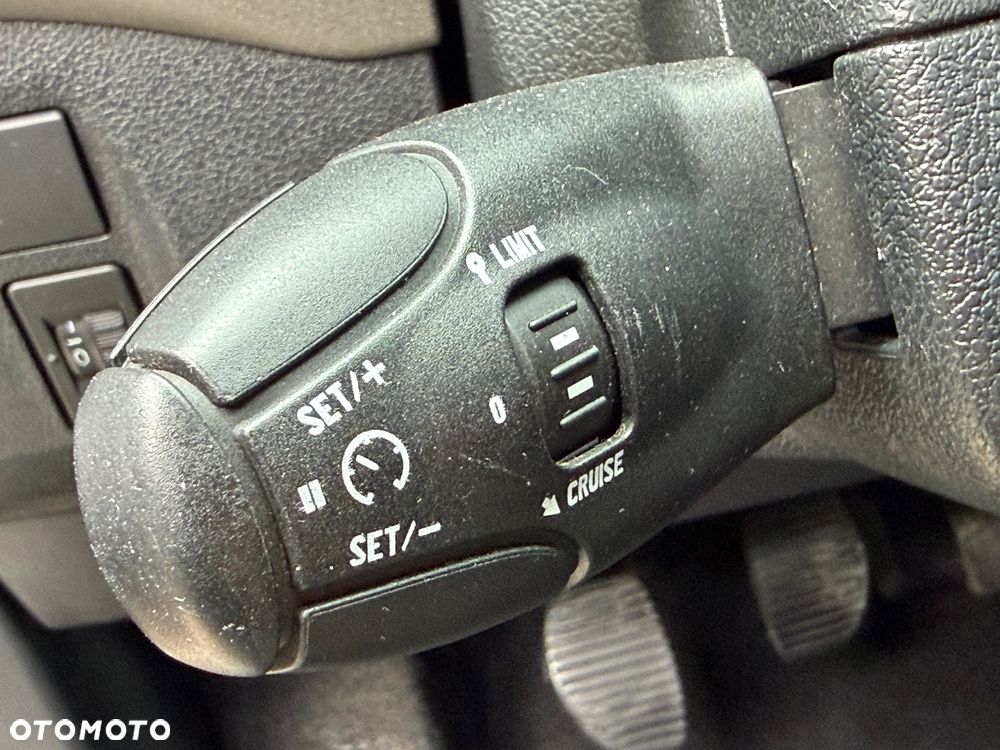 Peugeot Partner HDi FAP 110 Outdoor - 33